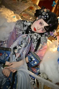 YiTuYu Art Language Vol.5927: Captivating Portrait Session with Qing Ru Ginny - image 15