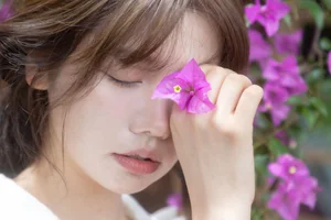 YiTuYu Art Language Vol.10074 Lin Mu Ting Zi - 19-Page Artistic Photo Series - image 4