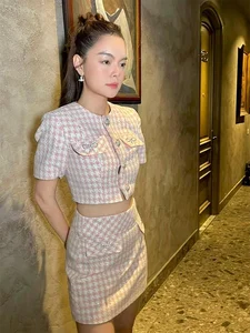 Pham Quynh Anh: The Ageless Beauty of Vietnam’s Pop Scene and Her Inspiring Motherhood Journey - image 2
