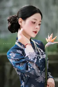 Elegant Traditional Ao Dai Beauty: Capturing Asian Grace in Golden Hour Light. - image 7