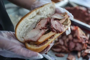 The 79,000 VND Banh Mi: A New Culinary Trend in Ho Chi Minh City - image 6