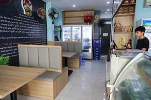 The 79,000 VND Banh Mi: A New Culinary Trend in Ho Chi Minh City - image 5