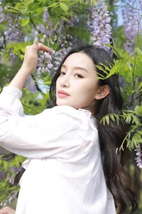 Visual Elegance in YiTuYu Art Language Vol.6876 with Jing Zi Jinns - image 1