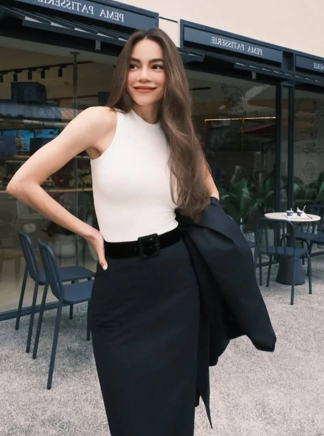 Ho Ngoc Ha’s Secret 3-Week Diet and Fitness Routine for Toned Abs, Glowing Skin, and Sustainable Weight Loss Success.