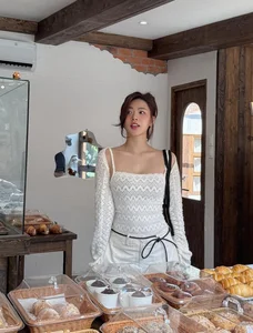 Vietnamese Liu Yifei Lookalike Stuns in Traditional Ao Dai and Conical Hat Photoshoot - image 1