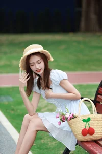 Sophisticated Visuals: YiTuYu Art Language Vol.4636 featuring Guo Guo - image 21