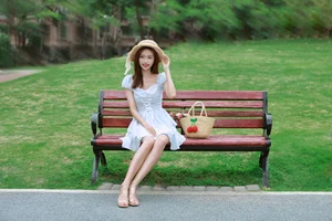 Sophisticated Visuals: YiTuYu Art Language Vol.4636 featuring Guo Guo - image 4