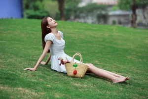 Sophisticated Visuals: YiTuYu Art Language Vol.4636 featuring Guo Guo - image 5