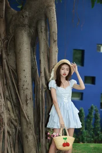 Sophisticated Visuals: YiTuYu Art Language Vol.4636 featuring Guo Guo - image 7