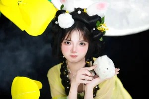 YiTuYu Art Language Vol.10399: A Stunning Portrait Collection Featuring the Elegant San Yuan - image 2