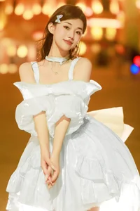 YiTuYu Art Language Vol.4932: Showcasing the Unique Aesthetic of Pei Tong Xue - image 10