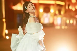 YiTuYu Art Language Vol.4932: Showcasing the Unique Aesthetic of Pei Tong Xue - image 6