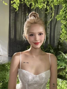 Social Media vs. Reality: Saigon Influencers and the Raw Camera Beauty Trend - image 5