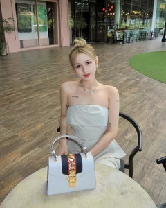 Social Media vs. Reality: Saigon Influencers and the Raw Camera Beauty Trend - image 9