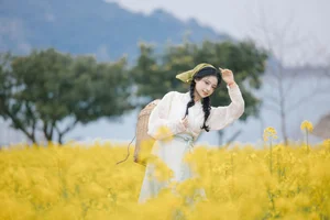 Elegant Visual Journey with Xian Lu in YiTuYu Art Language Vol.7649 - image 26