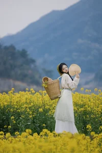 Elegant Visual Journey with Xian Lu in YiTuYu Art Language Vol.7649 - image 16