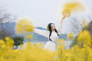 Elegant Visual Journey with Xian Lu in YiTuYu Art Language Vol.7649 - image 6