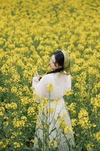 Elegant Visual Journey with Xian Lu in YiTuYu Art Language Vol.7649 - image 1
