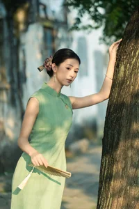 Shen Jia He Featured in YiTuYu Art Language Vol.10221: A Masterclass in Portrait Artistry - image 0