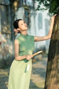 Shen Jia He Featured in YiTuYu Art Language Vol.10221: A Masterclass in Portrait Artistry - image 1