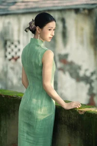 Shen Jia He Featured in YiTuYu Art Language Vol.10221: A Masterclass in Portrait Artistry - image 7