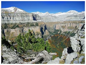 Breathtaking views of the highest limestone massif in Europe - image 0