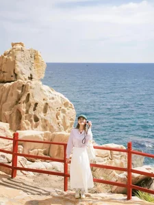 Exploring the Enchanting 'Blue Eyes' and Natural Beauty of Ninh Thuan Province - image 1