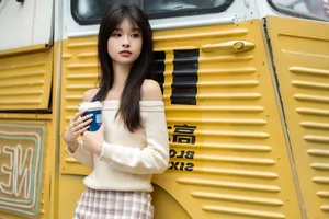Capturing the Soft Essence of Autumn with Xiao Le Ge Fei Xiang - image 30