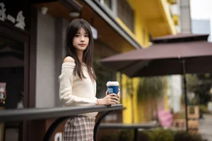 Capturing the Soft Essence of Autumn with Xiao Le Ge Fei Xiang - image 7