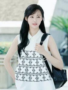 Trịnh Sảng: The Eternal Youth Goddess of Chinese Cinema and Her Lasting Visual Impact - image 7