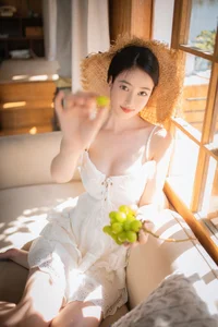 Eternal Summer: Capturing Nian Nian’s Radiant Aesthetic in Summer Story Photo Series - image 5