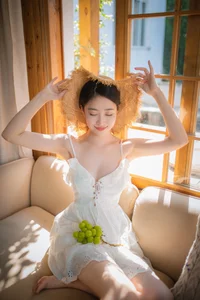 Eternal Summer: Capturing Nian Nian’s Radiant Aesthetic in Summer Story Photo Series - image 8
