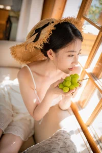 Eternal Summer: Capturing Nian Nian’s Radiant Aesthetic in Summer Story Photo Series - image 20