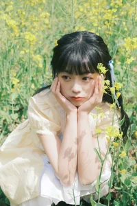 YITUYU Art Language: Capturing the Ethereal Beauty of Spring Moments and Bubbles - image 9