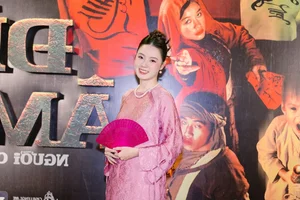 Midu Radiates Elegance on the Red Carpet Supporting Kieu Trinh - image 6