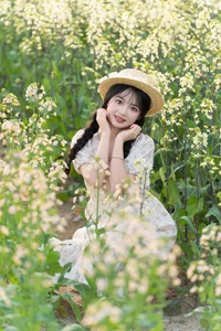 YiTuYu Art Language Vol.6726: Capturing Elegance with Xiao Ou O - image 12