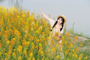YiTuYu Art Language Vol.6726: Capturing Elegance with Xiao Ou O - image 15
