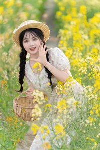 YiTuYu Art Language Vol.6726: Capturing Elegance with Xiao Ou O - image 9