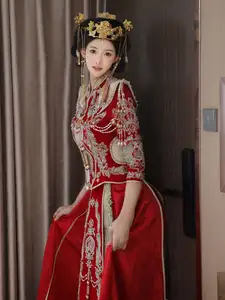 Li Shuang Er: Traditional Beauty in Vibrant Xiùhéfú from XiuRen model Part01 - image 38