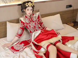 Li Shuang Er: Traditional Beauty in Vibrant Xiùhéfú from XiuRen model Part01 - image 4