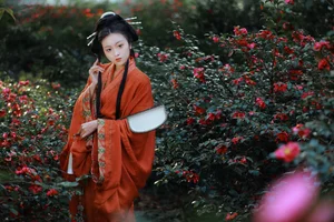 YiTuYu Art Language Vol.6519: The Ethereal Elegance of Model Mu Mu - image 15