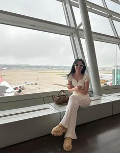 Jung Ji-woo in Vietnam: BTS J-Hope’s Sister Shares Stunning Travel Gallery - image 5