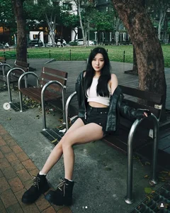 The Viral Noodle Girl: How a Simple Meal Turned This Influencer Into an Overnight Internet Sensation - image 3
