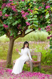 Stunning Beauty Gallery: Exploring the Elegant Style and Charisma of Ngan Ha - image 24