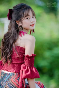 Stunning Beauty Gallery: Exploring the Elegant Style and Charisma of Ngan Ha - image 22