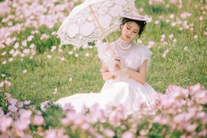 YiTuYu Art Language Vol.6863 Featuring the Elegant Mu Ge Portrait Series - image 6