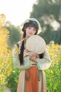 Lạc Bước Giữa Đồng Hoa Cải Vàng Cùng Nàng Thơ Xia Yu Xiao Nian - image 33