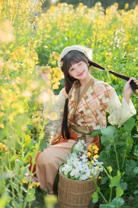 Lạc Bước Giữa Đồng Hoa Cải Vàng Cùng Nàng Thơ Xia Yu Xiao Nian - image 29