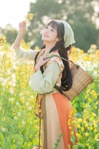 Lạc Bước Giữa Đồng Hoa Cải Vàng Cùng Nàng Thơ Xia Yu Xiao Nian - image 30