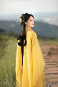 Captivating Portraits: YiTuYu Art Language Vol.5541 Starring Jia Yue Yue Yue - image 14
